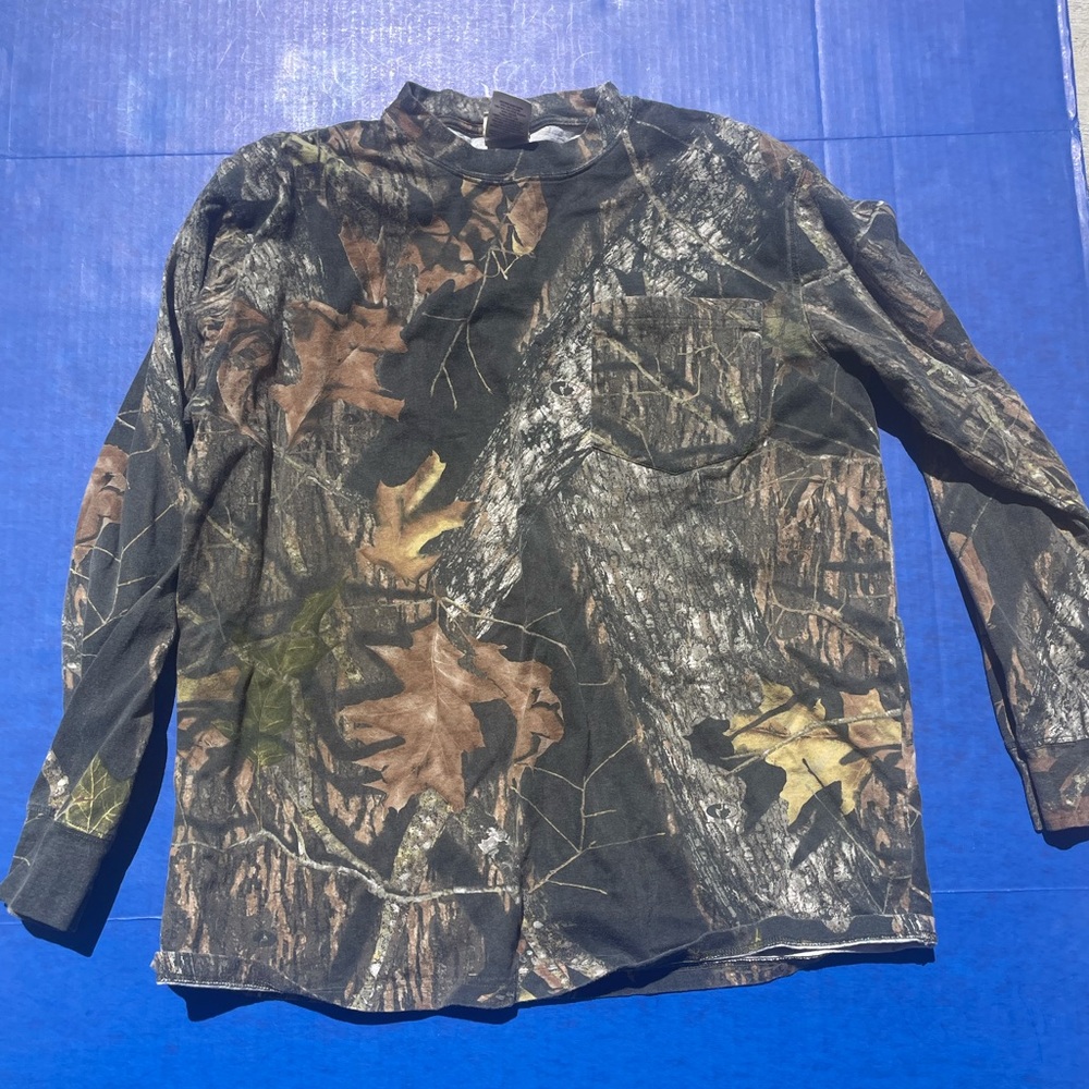 Mossy oak * Goodyear shirt